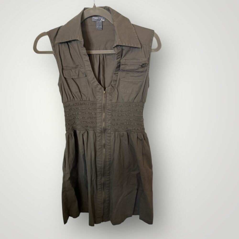 Poetry Clothing Olive Khaki Smocked Waist Zip Front Summer Dress A
